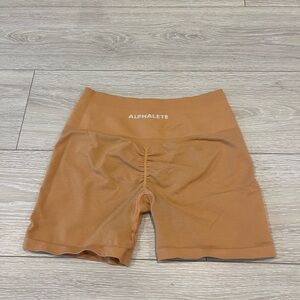 Alphalete amplify shorts